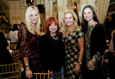 Kathie Lee Gifford at Meals On Wheels Event