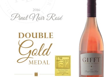 kathie-lee-gifford-gifft-pinor-noir-wine